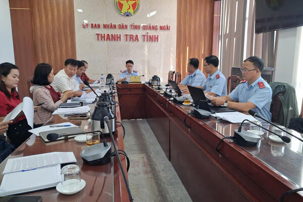 Kiến nghị Chủ tịch UBND tỉnh đình chỉ giải quyết khiếu nại lần hai